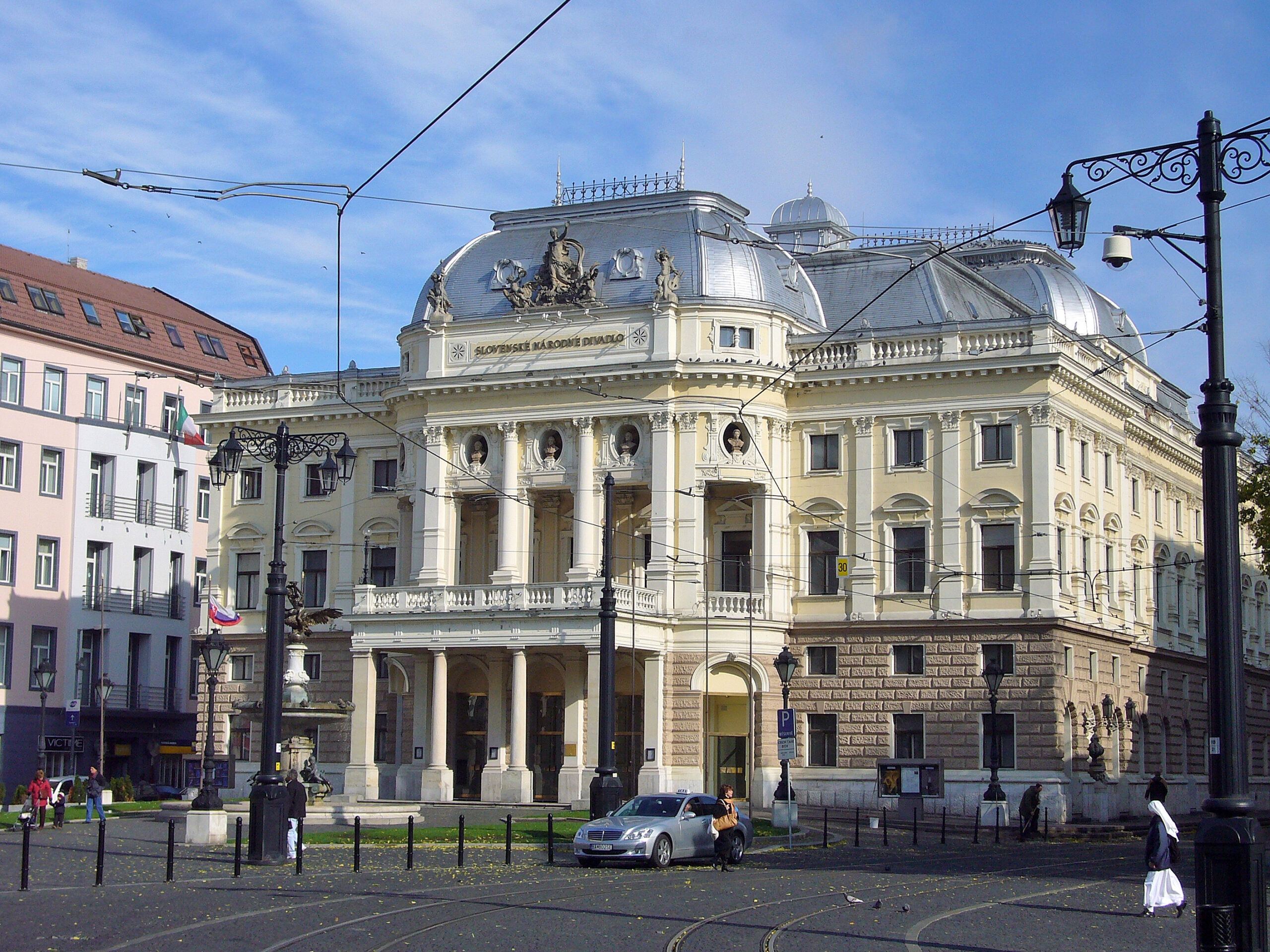 bratislava, teatro