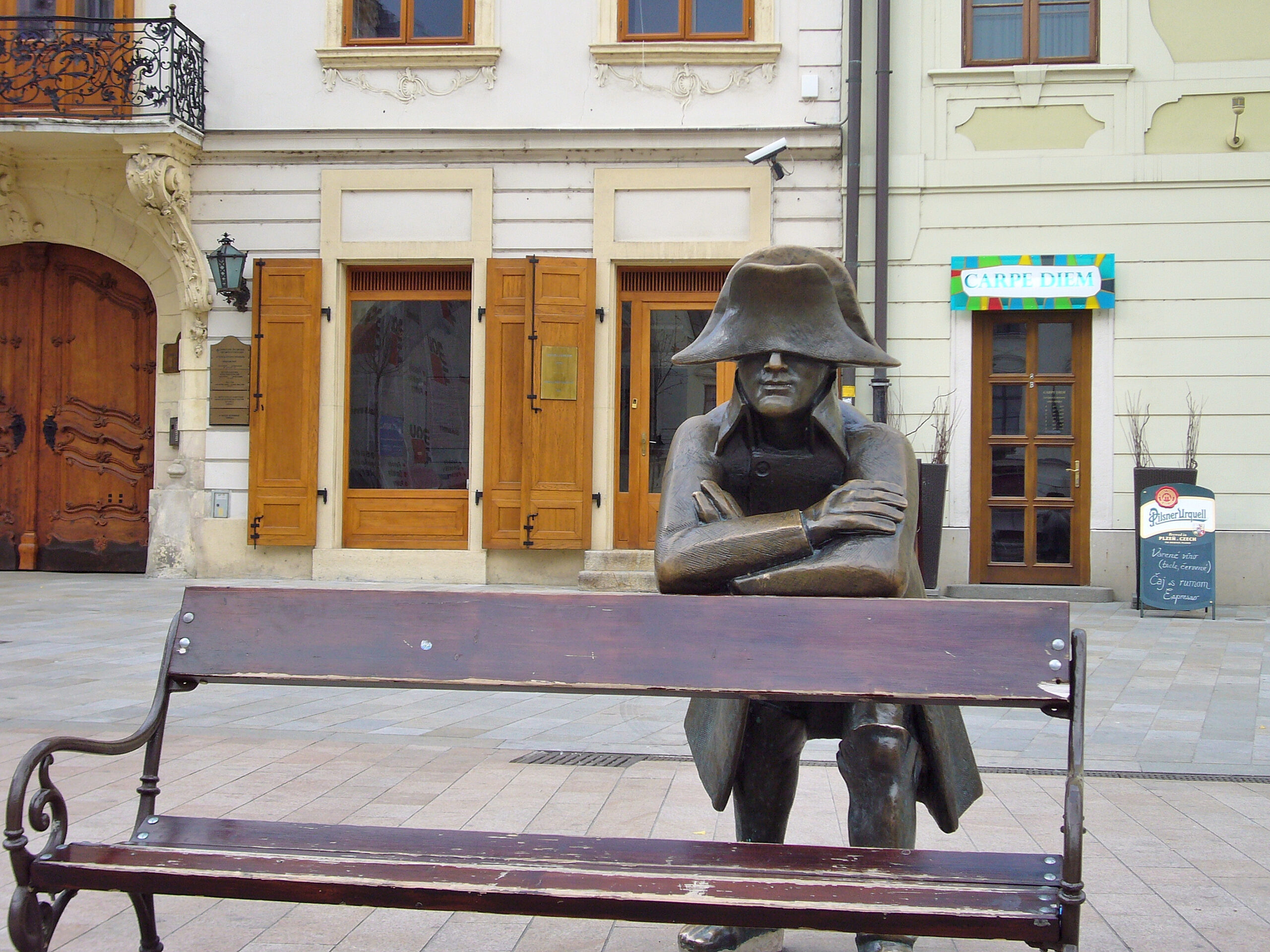 statua, napoleone, panchina, bratislava