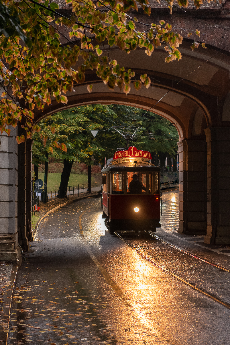 tram, portico