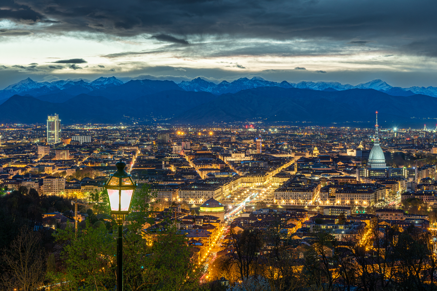 Torino by night